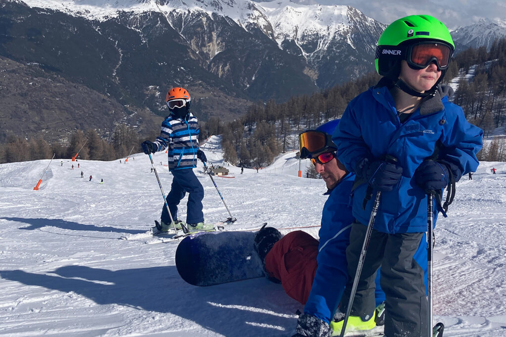 Family skiing in Serre Chevalier